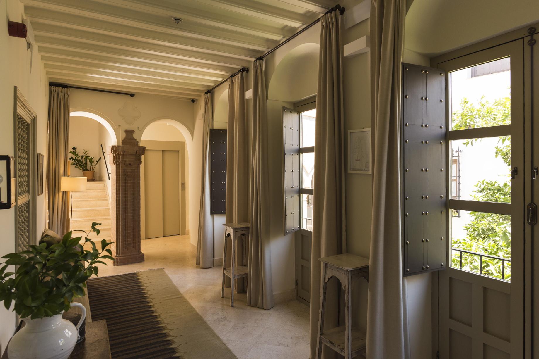 Hotel Balcón De 4*